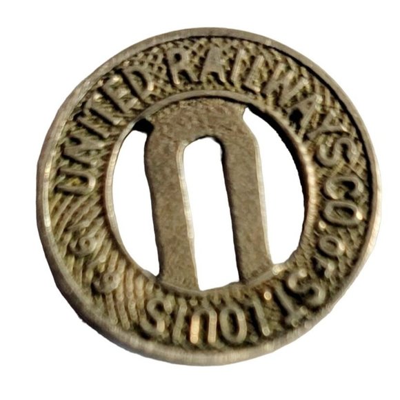 4 United Railways Co. Fare Tokens St. Louis (1) 1918 (3) 1919 - Picture 6 of 11